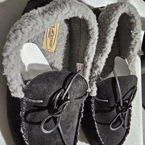 Brand new deer stags - Picture 2 of 2